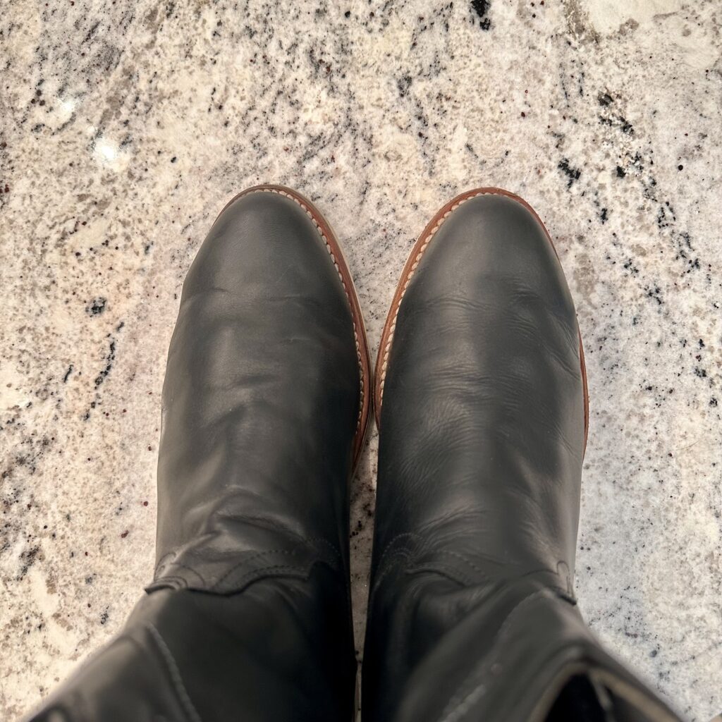 tecovas-knox-boots-mens-black-leather-wedge-outsole-work-roper-ranch-farm-pull-on-style-1025-top