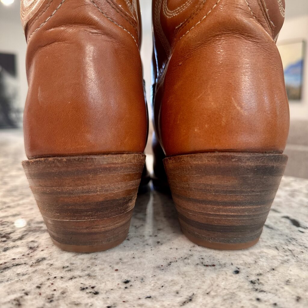 vintage-frye-cowboy-boots-mens-brown-leather-pull-on-FR16009-tan-riding-roper-ranch-farm-retro-heels